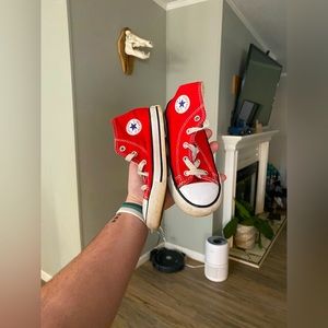 Toddler/kids converse size 9